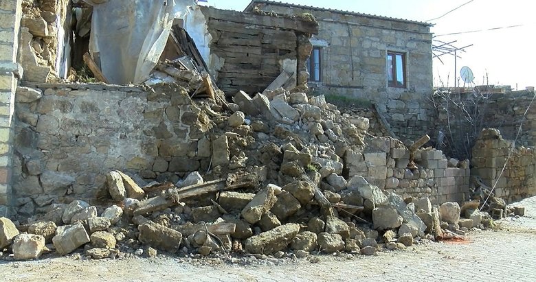 Ayvacık’ta 12 köyde hasar tespit çalışması yapılıyor