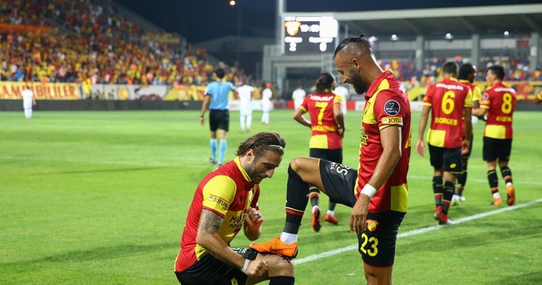 Yabancılar oynadı yerliler sırtladı