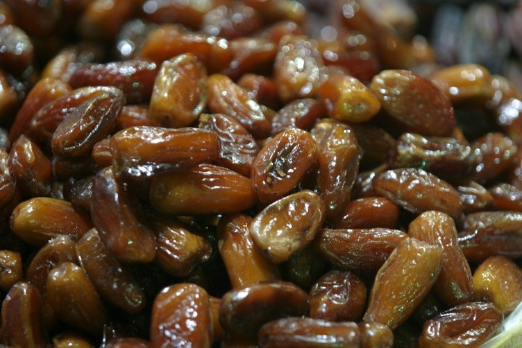 Hurma sirkesi nasıl yapılır? İşte evde hazırlayabileceğiniz hurma sirkesi tarifi...