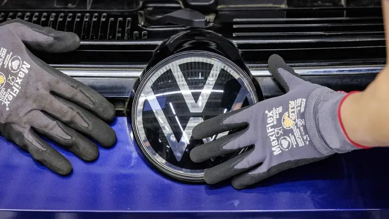 volkswagen-yola-geldi-alman-devi-manisaya-donebilir-1793392124931.png
