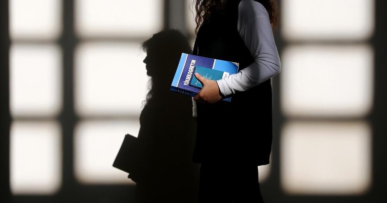 Türk üniversiteleri yurt dışında program açabilecek