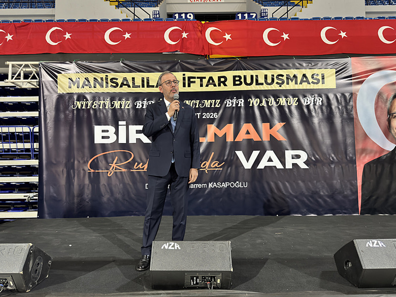 ak-parti-izmir-milletvekili-kasapoglu-izmirde-manisalilarla-iftar-sofrasinda-bulustu-gonul-kapimiz-her-zaman-a-1773160444280.png