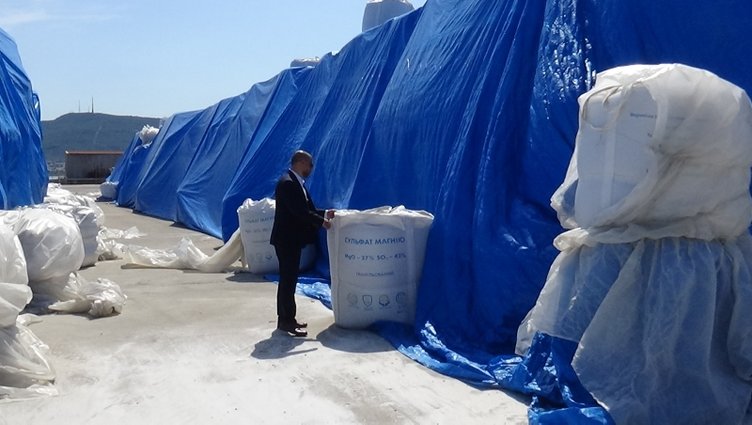 Binlerce ton gübre Ukrayna’ya gönderilemeyince Çanakkale Limanı’nda kaldı