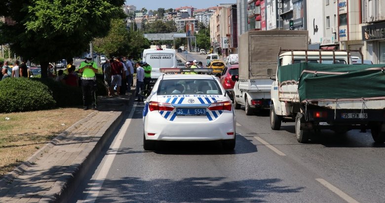 İzmir’de feci ölüm! Otomobilin çarptığı adam yaşamını yitirdi