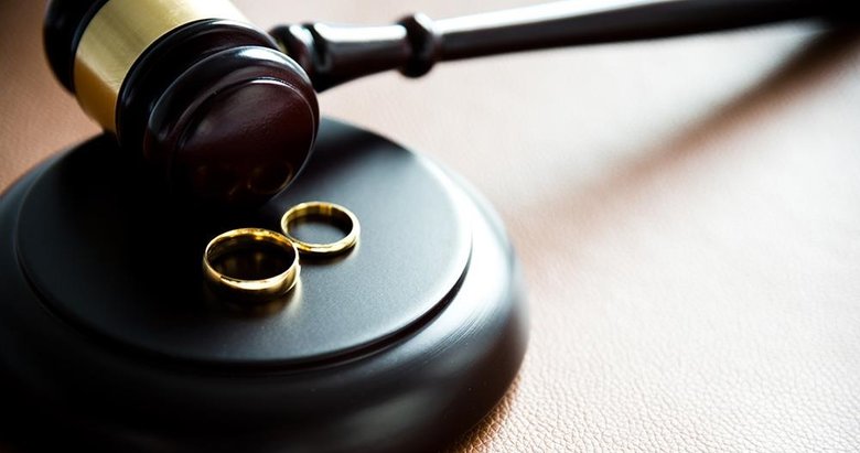 Eve geç gelen koca yandı! Mahkeme boşanma sebebi saydı