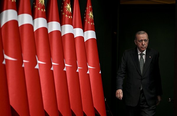 baskan-erdogan-mujdeyi-duyurdu-25-bin-yeni-ogretmen-atamasi-yapilacak-1744736211009.jpg