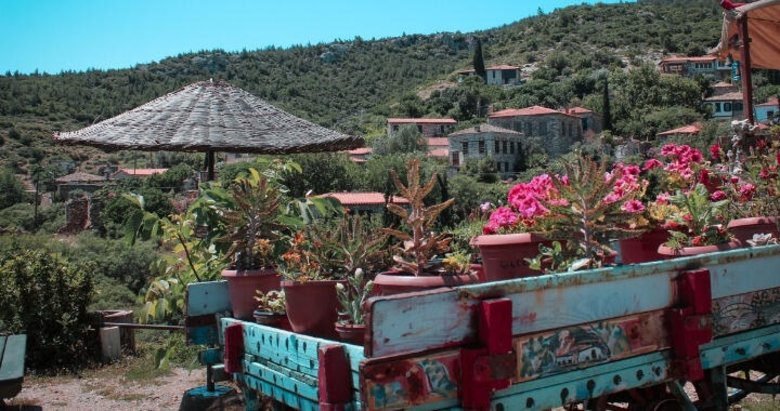 Açık hava müzesi gibi köy: Domatia