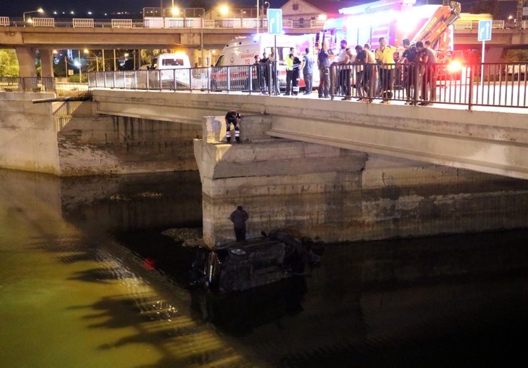 İzmir’de feci kaza! 10 metre yükseklikten düştü