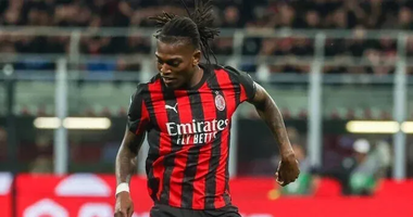 Milan’da Leao’nun bileti kesildi