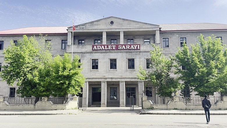 leyla-aydemir-davasinda-sasirtan-savunmalar-anne-mahkemede-konustu-yusuf-yapti-diyemem-1781195196841.jpeg