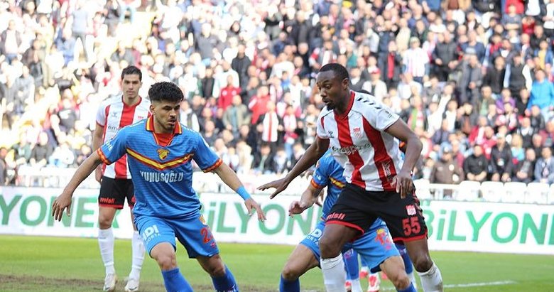 Sivasspor- Göztepe: 3-1 | MAÇ SONUCU