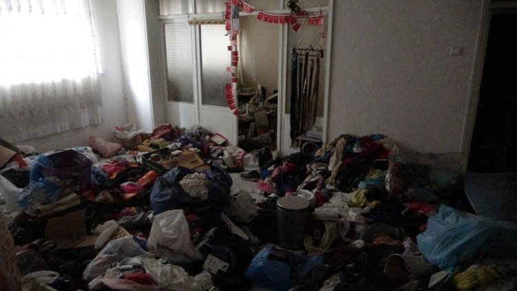 Denizli’de çöp ev vakası! 2 yılda 2 kamyon çöp biriktirmiş