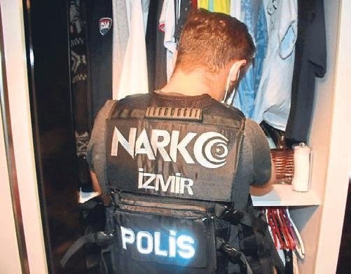 Üniversiteye zehir baskını