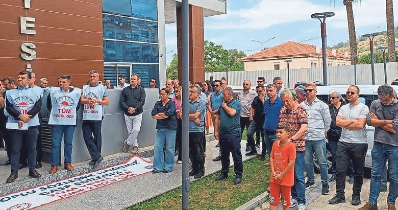 Bayraklı’da maaş krizi tam gaz