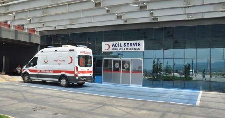 Tuvalette düştü, gözünden giren fırça sapı beynine saplandı