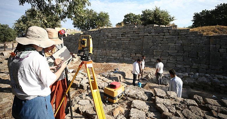 5 bin 500 yıllık geçmişe sahip! Troya Antik Kenti’nde hummalı çalışma
