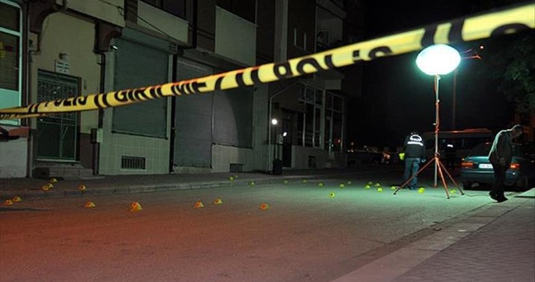 İzmir’de silahlar patladı! 1 ölü 1 yaralı!
