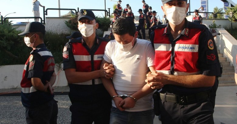 Muğla’da Pınar Gültekin’i öldüren Cemal Metin Avcı’nın işlettiği bar kapatıldı! Bar duvarlarına katil yazıldı!