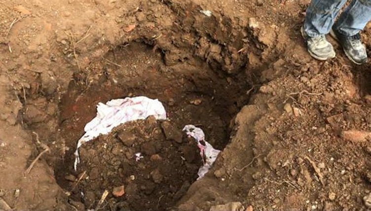 Çanakkale’de kaçak kazıda zemin mozaiği bulundu