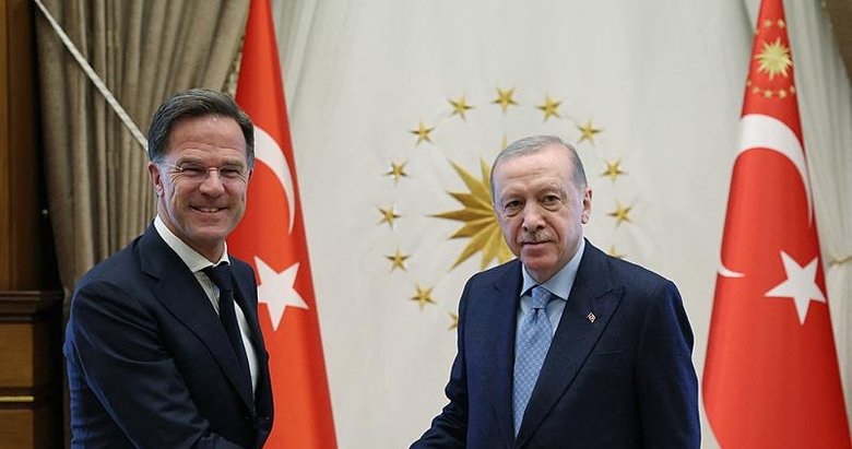 Başkan Erdoğan Rutte ile görüştü