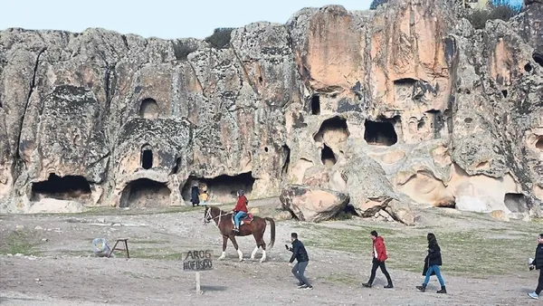celebinin-memleketi-kutahya-1778397855573.jpeg