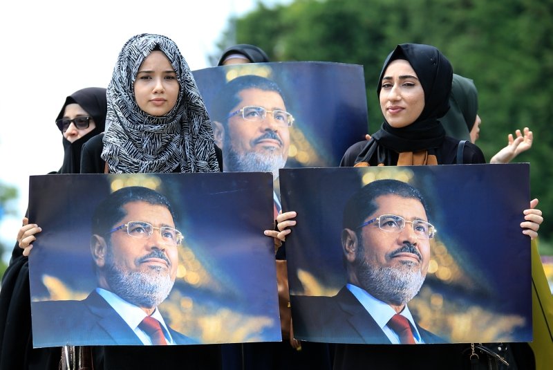 Muhammed Mursi için gıyabi cenaze namazı! Ege illerinden görüntüler...