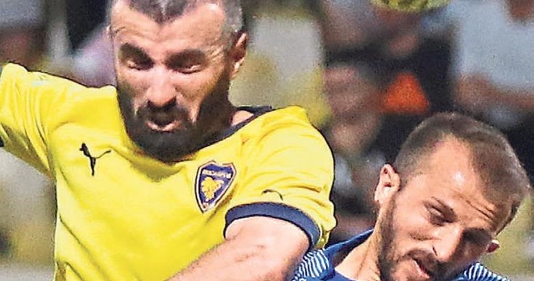 Buca’da yıldızlara kanca