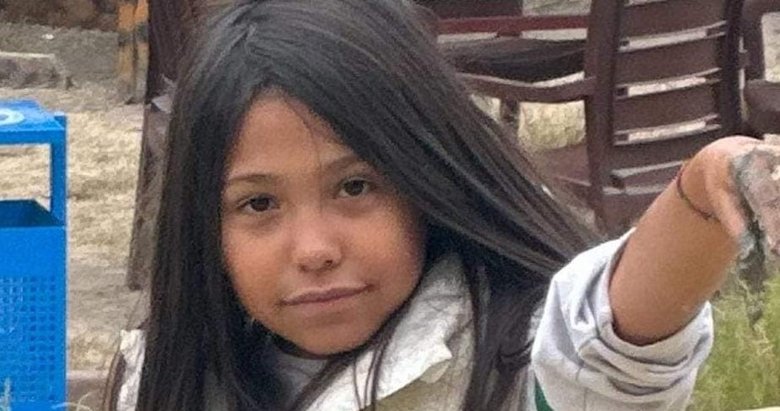 Denizli’de kahreden olay! Üzerine demir kapı düşen 8 yaşındaki Asya hayatını kaybetti