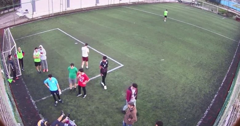 hali sahada vefat eden gencin son goruntuleri ortaya cikti manisa haberleri