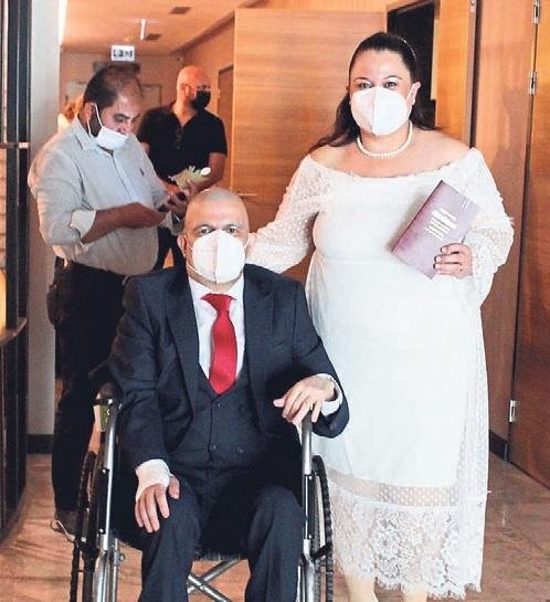 Hastalıkta ve sağlıkta sevdiğinin Güneş’i oldu