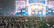 Festival çoşkusu sahneye taşınıyor