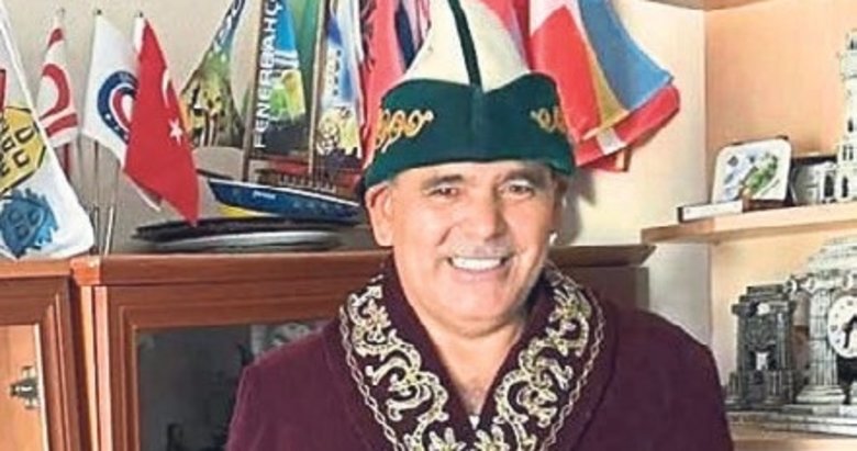 Emekli ögretmenin ilginç koleksiyonu