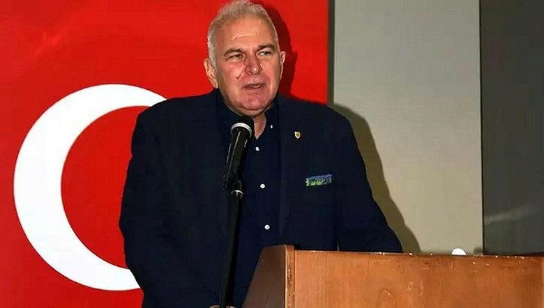 Karşıyaka’da Gültekin ve Dal istifa etti