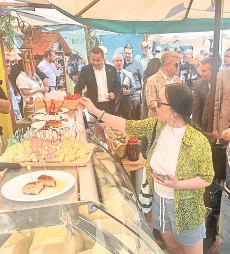 Ayvalık mutfağı ilk kez dünyaya açıldı