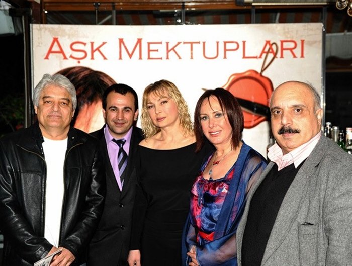 Ünlü söz yazarı Hülya Şenkul hayatını kaybetti