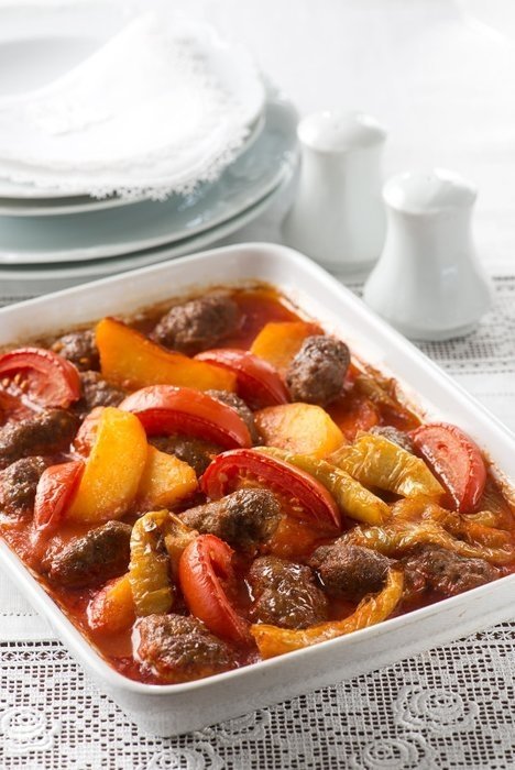 İzmir köfte nasıl yapılır? İzmir köfte malzemeleri ve tarifi...