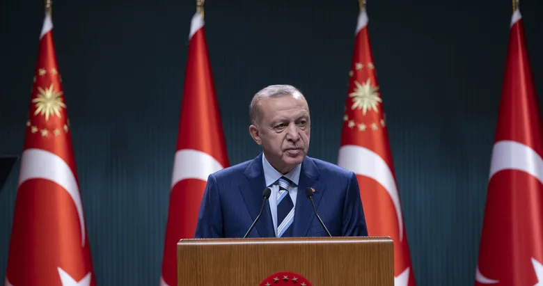 104 yıl evvel olduğu gibi yine omuz omuza