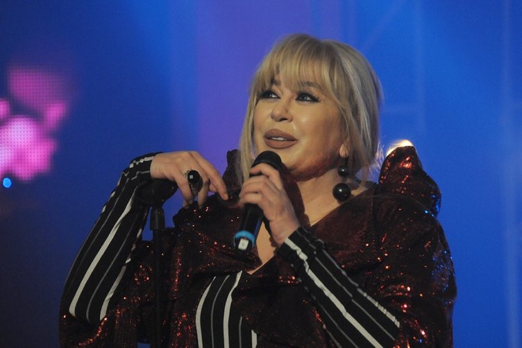 Zerrin Özer’den yeni haber geldi! İşte ünlü şarkıcının son sağlık durumu...