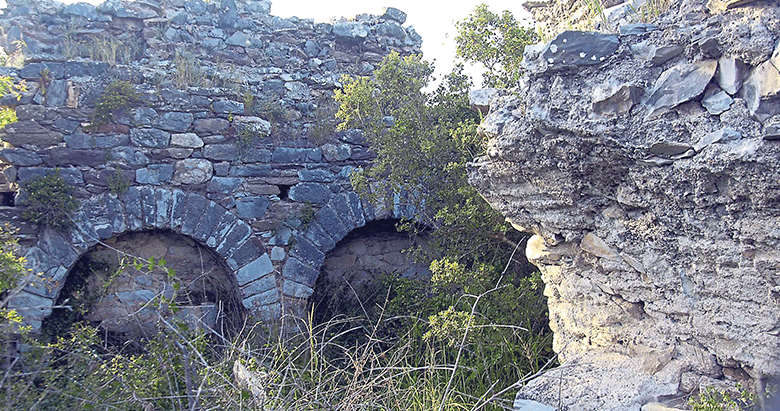 Satılık antik kent var, yok mu alan!