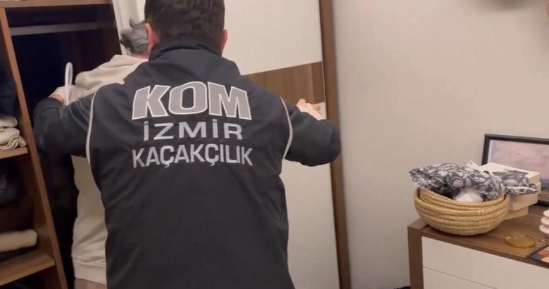 İzmir’de FETÖ operasyonu: 23 gözaltı