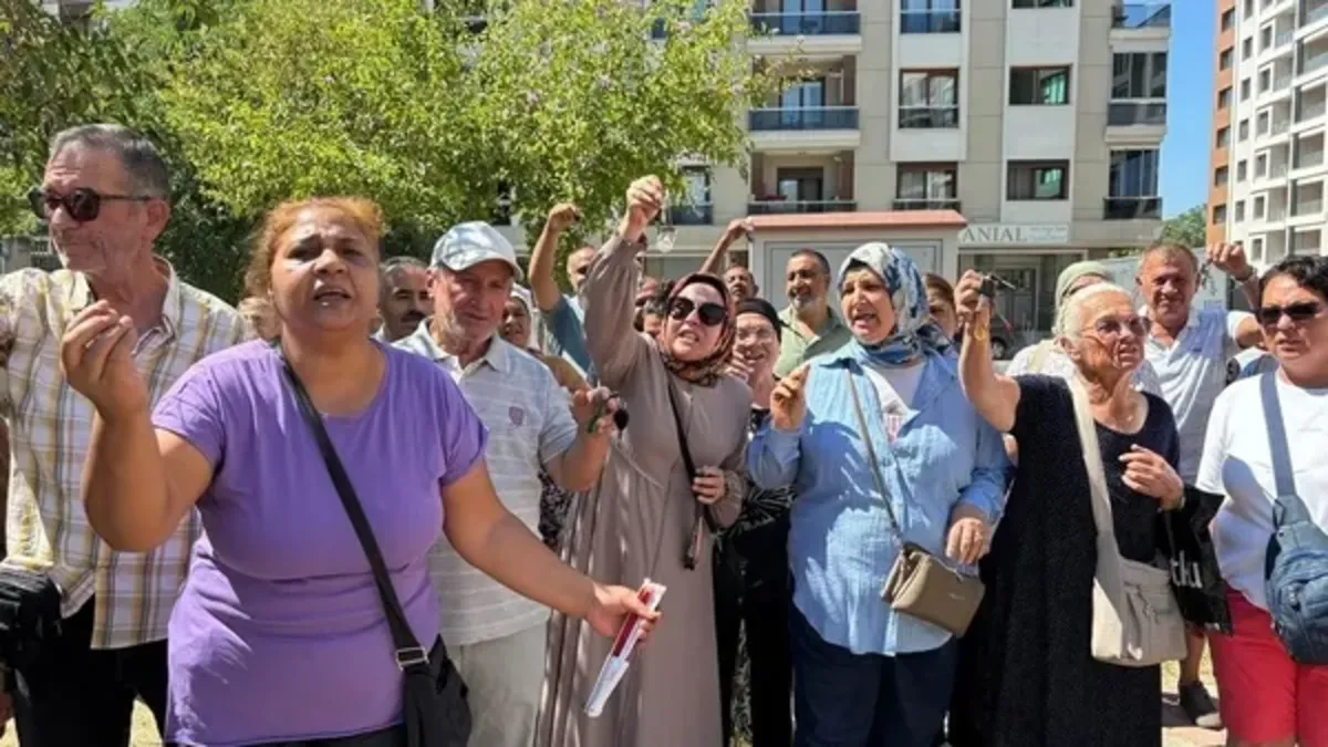 İzmir'de kentsel dönüşüm isyanı! Anahtarlar var, daireler yok