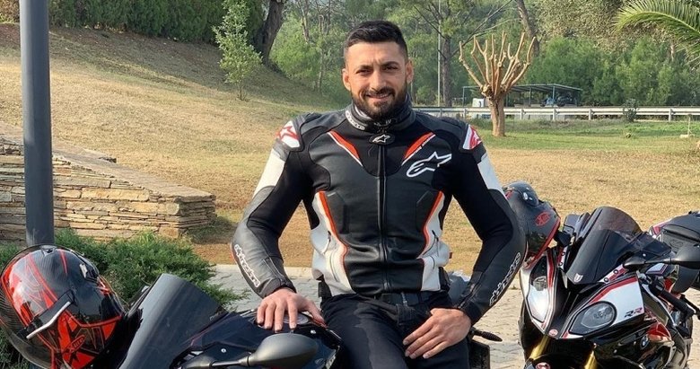 Çeşme’de hareketli saatler! Gece kulübü önünde bıçaklı kavga