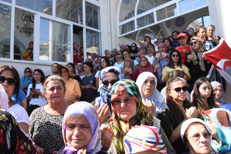 Şehit Üsteğmen Muğla’da binlerce kişi tarafından son yolculuğuna uğurlandı