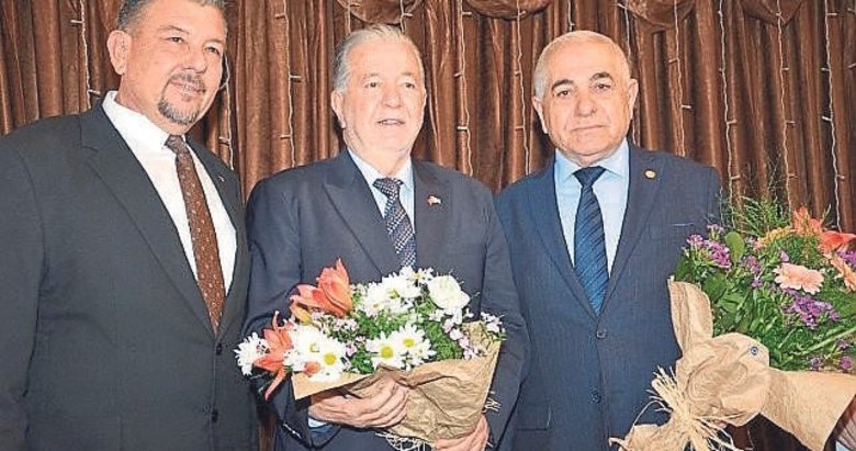 Oto Galericiler Odası’nda değişimin ayak sesleri: Hiçüşenmez’e esnaftan tam destek