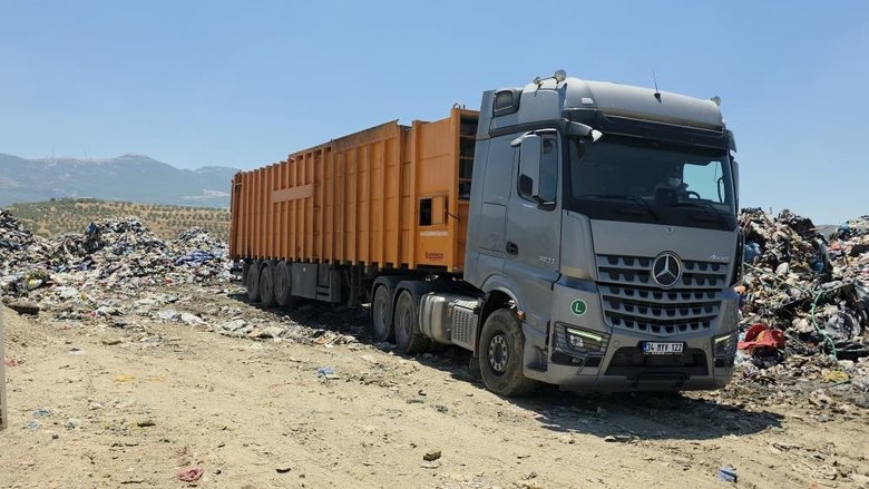 İzmir’in çöpü Tire’ye taşınıyor: Vatandaşlar tepkili