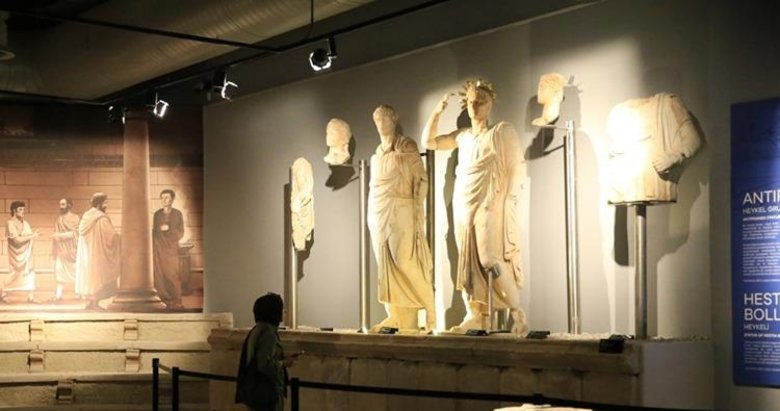 Manisa Müzesi yeniden ziyaretçileriyle buluştu