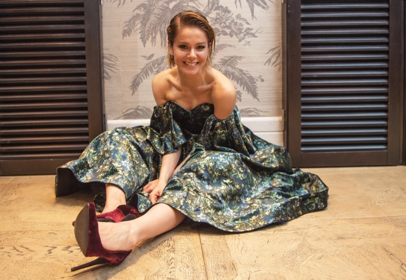 Kuzgun�un yıldızı Burcu Biricik makyajsız haliyle gündem oldu