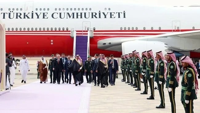 Riyad’da Gazze zirvesi! Başkan Erdoğan dünyaya seslendi: Batı’nın tavrı sadece acizlik değil aynı zamanda korkaklıktır