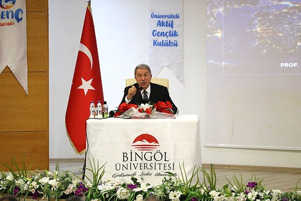 hulusi-akar-bingolde-konustu-artik-soz-dinleyen-degil-sozu-dinlenen-bir-turkiye-var-1747496942901.jpg