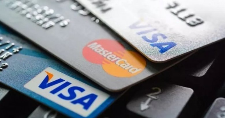 Kredi kartı faizleri düştü